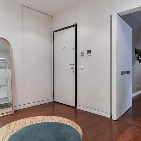 Apartment Classy 3bdr By Lovelystay