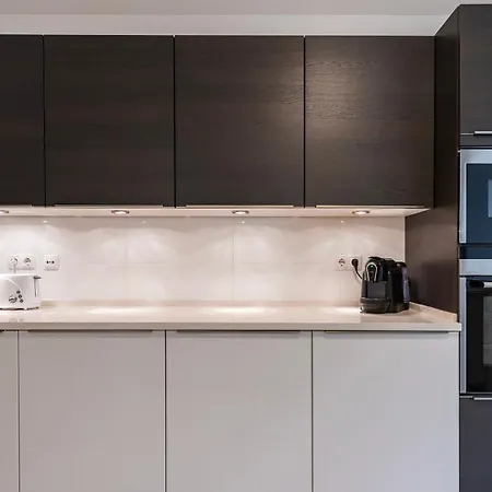 Classy 3bdr By Lovelystay Апартаменти *
