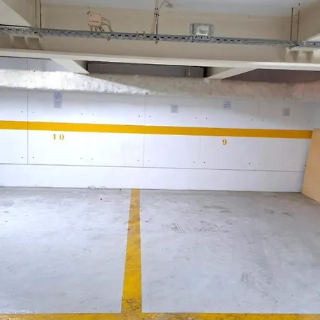 Classy 3bdr By Lovelystay ליסבון